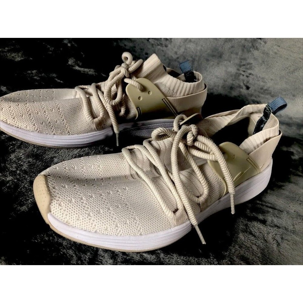 C9 Champion Woman’s Motivate Comfort Sneaker Beige  Adult Size 9 1/2 - Picture 2 of 12